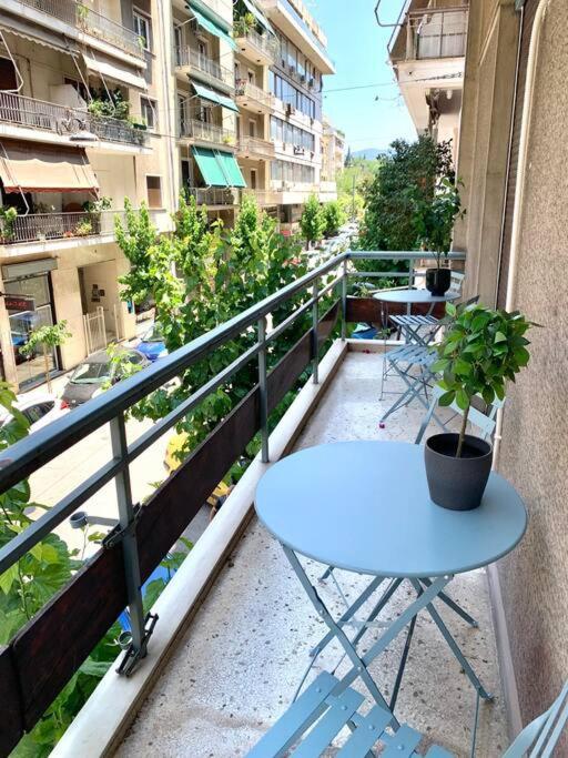 Spacious 4-Bedroom Family Home, 100M From Metro Athen Exterior foto